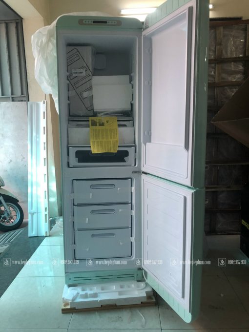 Hình ảnh thực tế tủ lạnh FAB32RPG5 332 lít tại kho hàng Bếp Lê Phan