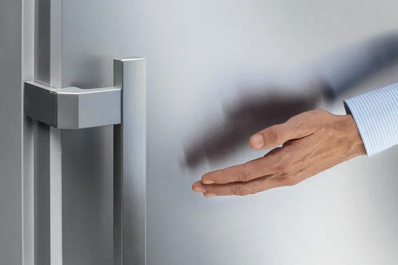 Tủ lạnh Liebherr được làm từ thép SmartSteel đặc biệt chống bám vân tay và bền đẹp