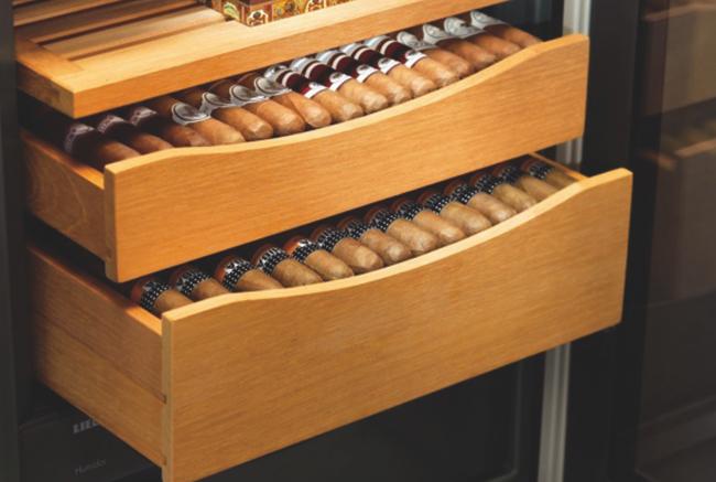 Tủ Cigar Liebherr Zkes 453 Humidor